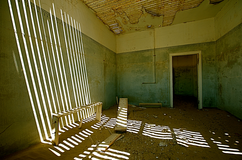 Illustration for article titled The Strangest and Most Tragic Ghost Towns from Around the World